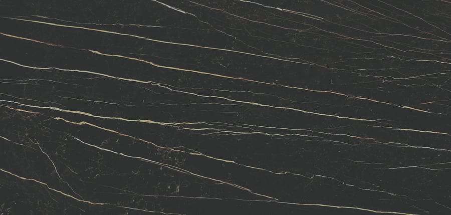 Plan de travail stratifié à décor de marbre noir, veines dorées et fines